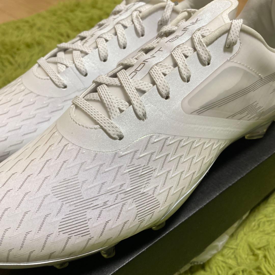 未使用 Under Armour UA Blur Liquifly MC