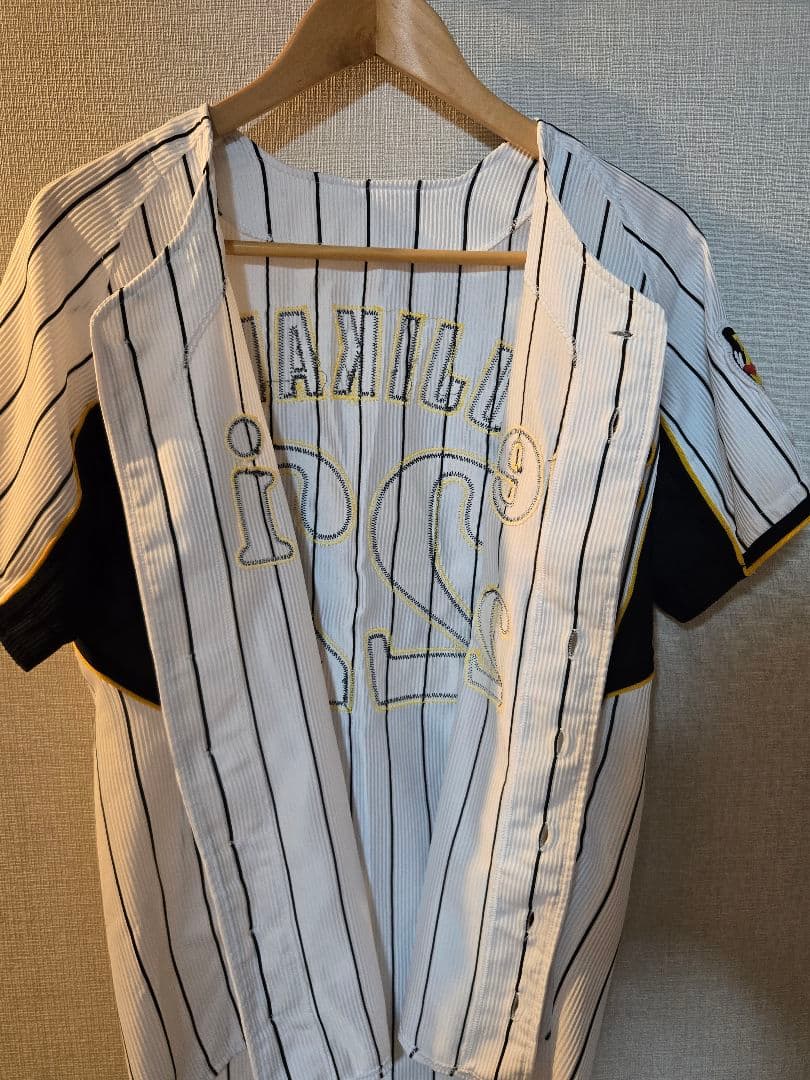 阪神タイガース　藤川球児　ユニフォーム　　22番
