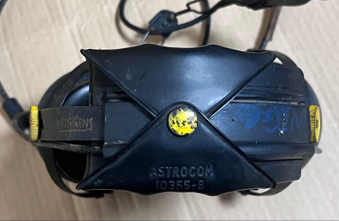 米海軍実物 Astrocom デッキクルー用遮音ヘルメット ネーム入 ジャンク