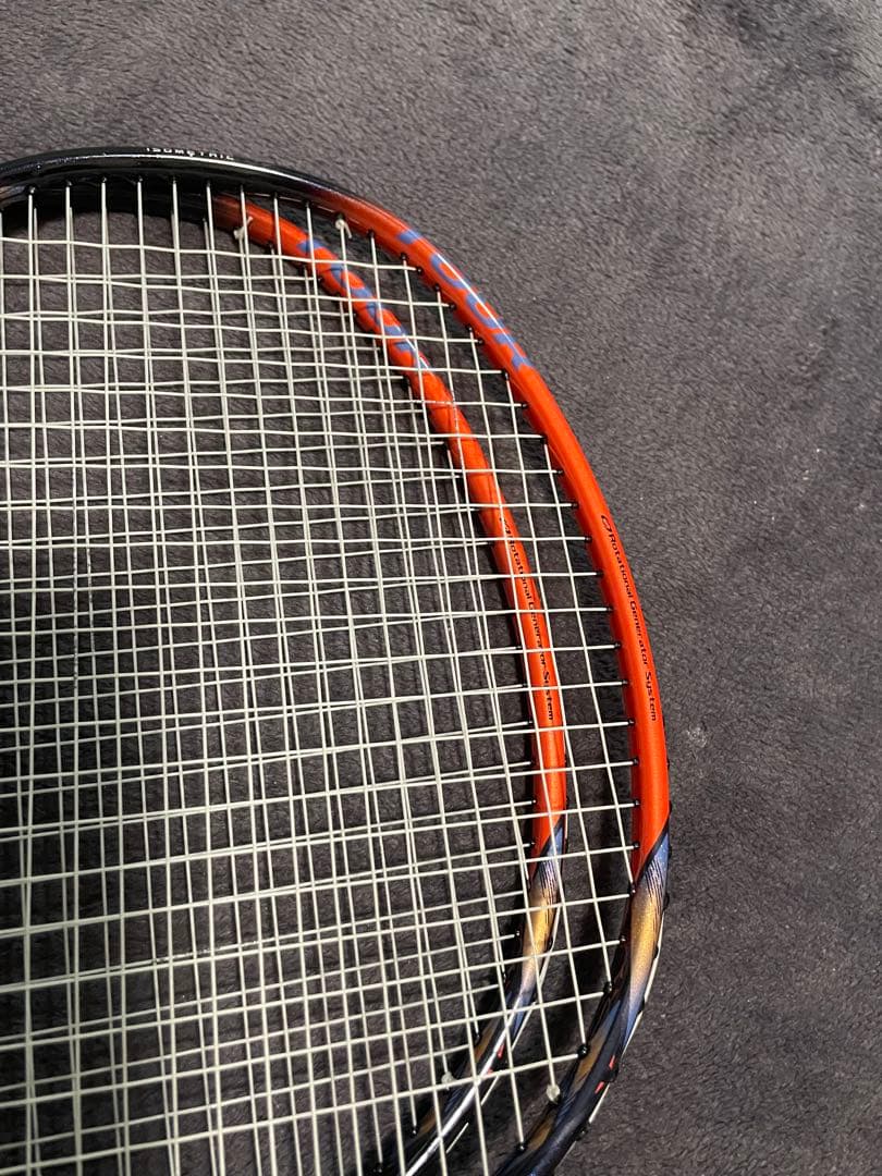 YONEX ASTROX 77 ツアーバドミントンラケット 2本セット