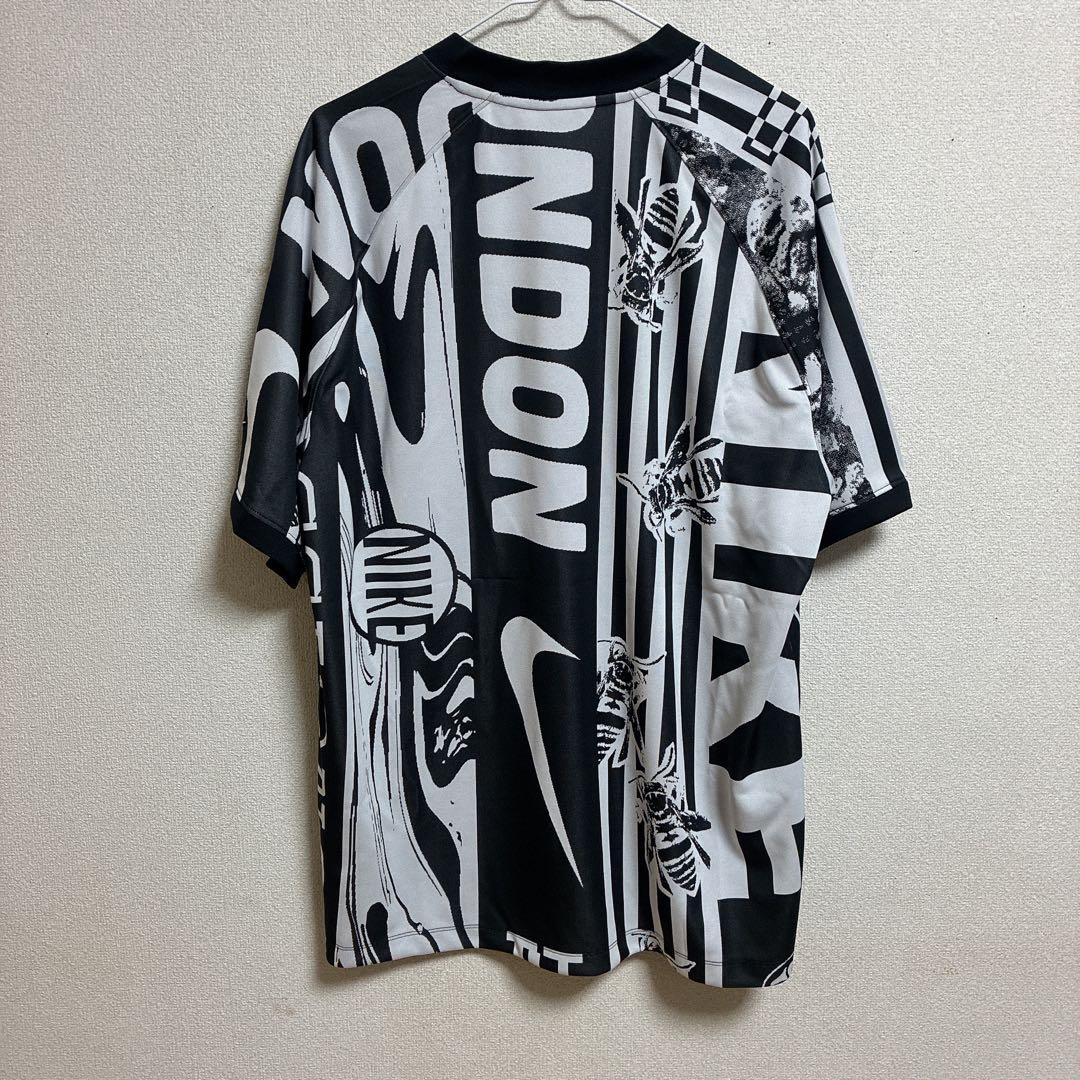 Nike newjeans ハニ着用　グラフィックユニフォーム XL 白黒