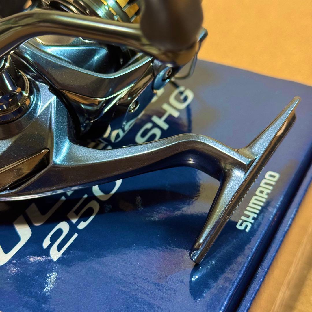 し*ん様 SHIMANO 21 ULTEGRA 2500SHG 新品No.304