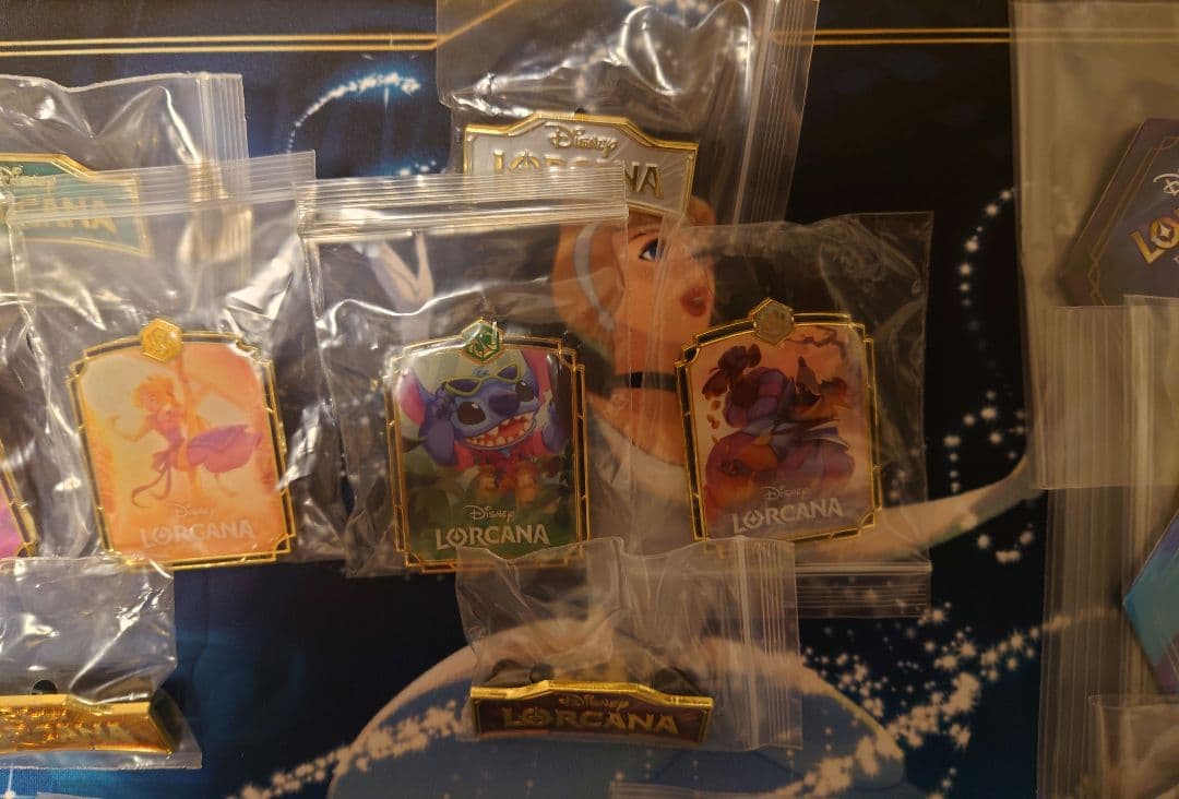 ロルカナ　ピンズ、スリーブ、カードケース、ロアカウンターセット、まとめ売り。