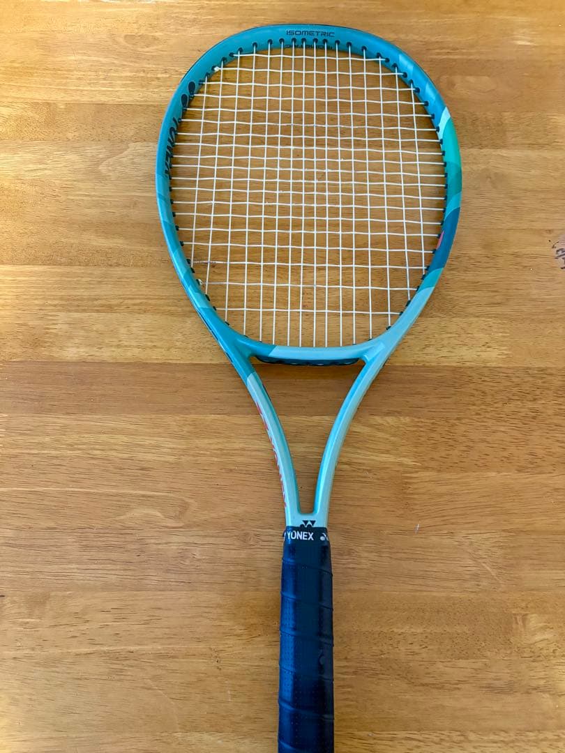 YONEX PERCEPT 104 G2. 290g テニスラケット