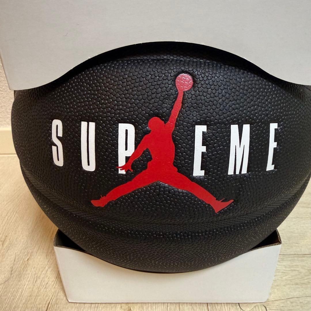 Supreme Jordan Basketball バスケットボール