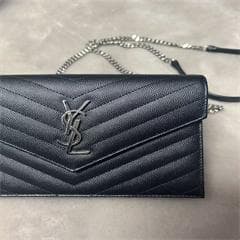 美品！YSL ブラック　ショルダーバッグ　レザー /