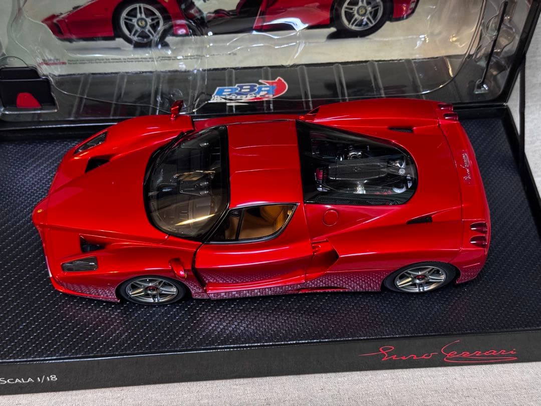 ミニカー Ferrari Enzo F Formula 1 Red 2008 1/18