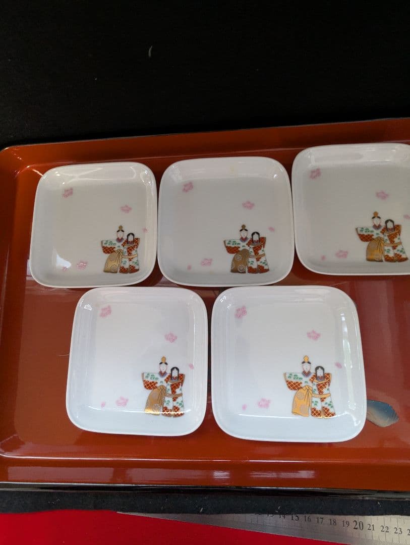 深川製磁 夫婦雛 赤絵工房