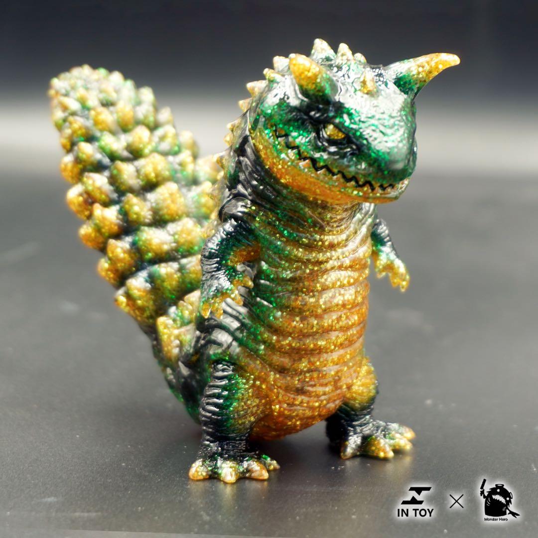 ミニ超獣　レオパ　超獣　怪獣　可動　ソフビ　フィギュア　光輝エディション
