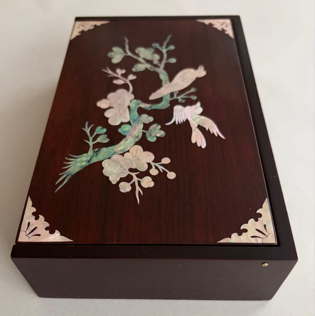 【新品未使用】螺鈿細工 梅花柄 ジュエリーボックス 伝統工芸品