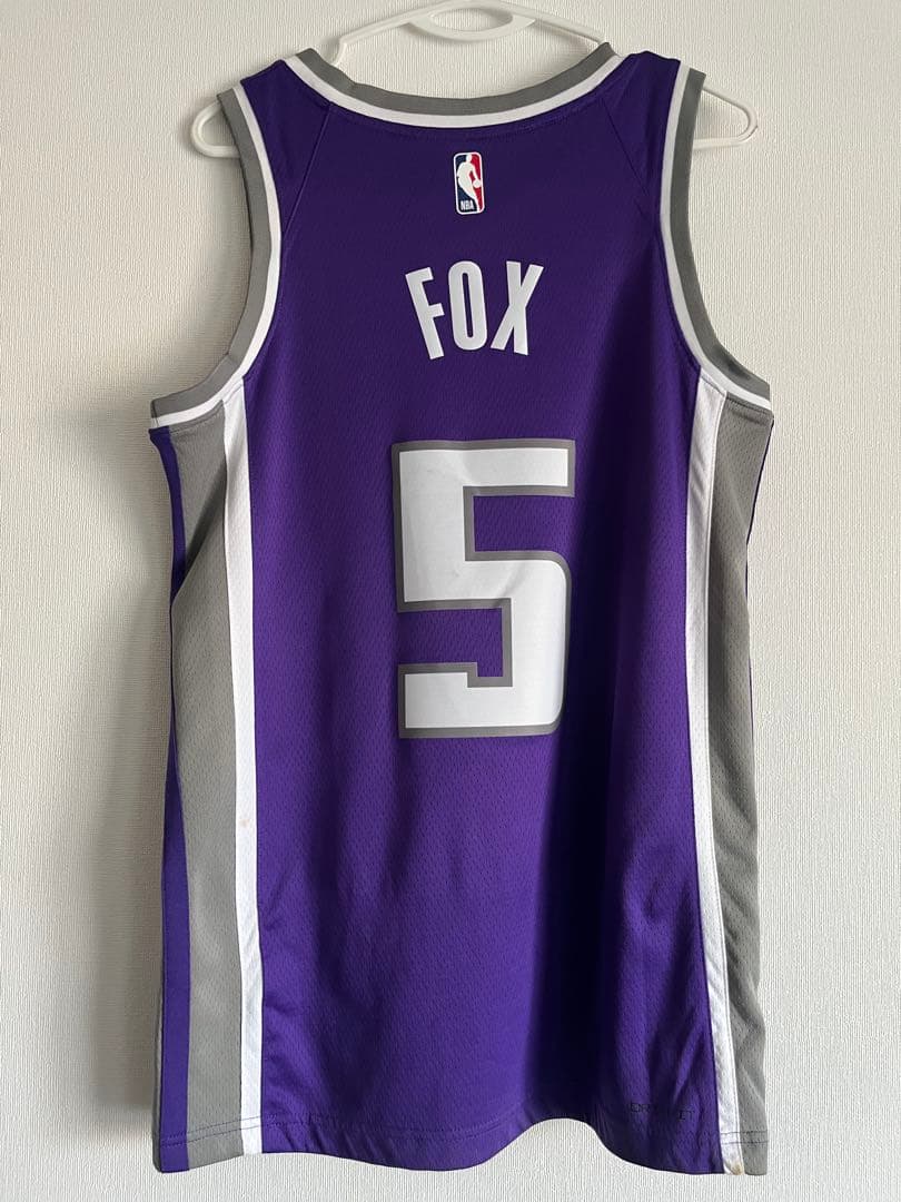 NBA キングス　ディアロン・フォックス　ユニフォーム
