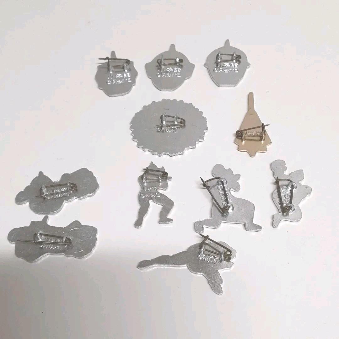 昭和レトロ　ウルトラマンバッジ