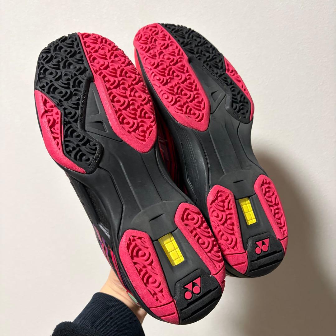 【極美品】YONEX ヨネックス パワークッションエアラスダッシュ3ワイドGC