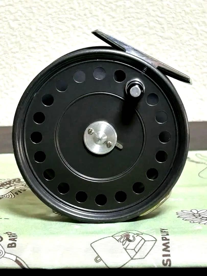 極上品　HARDY St.e 3 3/4 Trout Reel