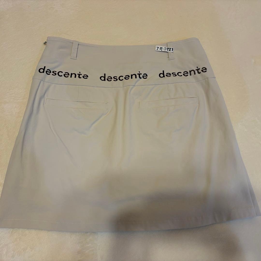 DESCENTE GOLF プリーツスカートインナー付き（ベージュ） 春夏