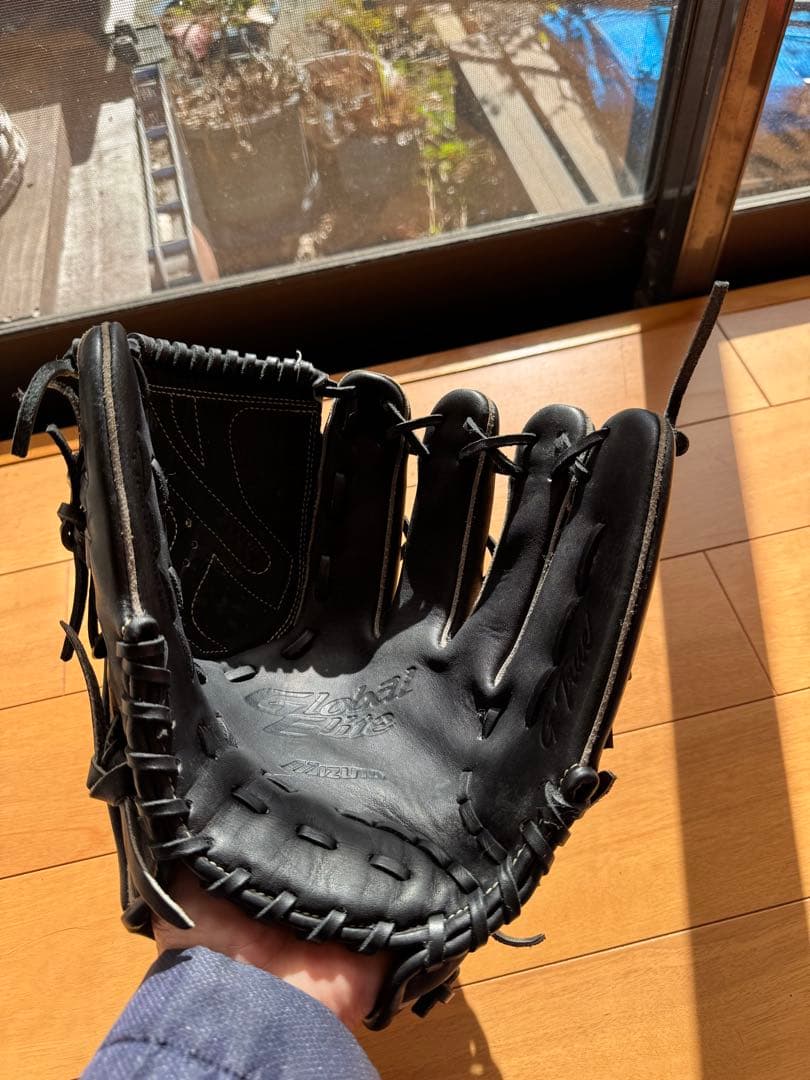 Global Elite 硬式グローブ 黒