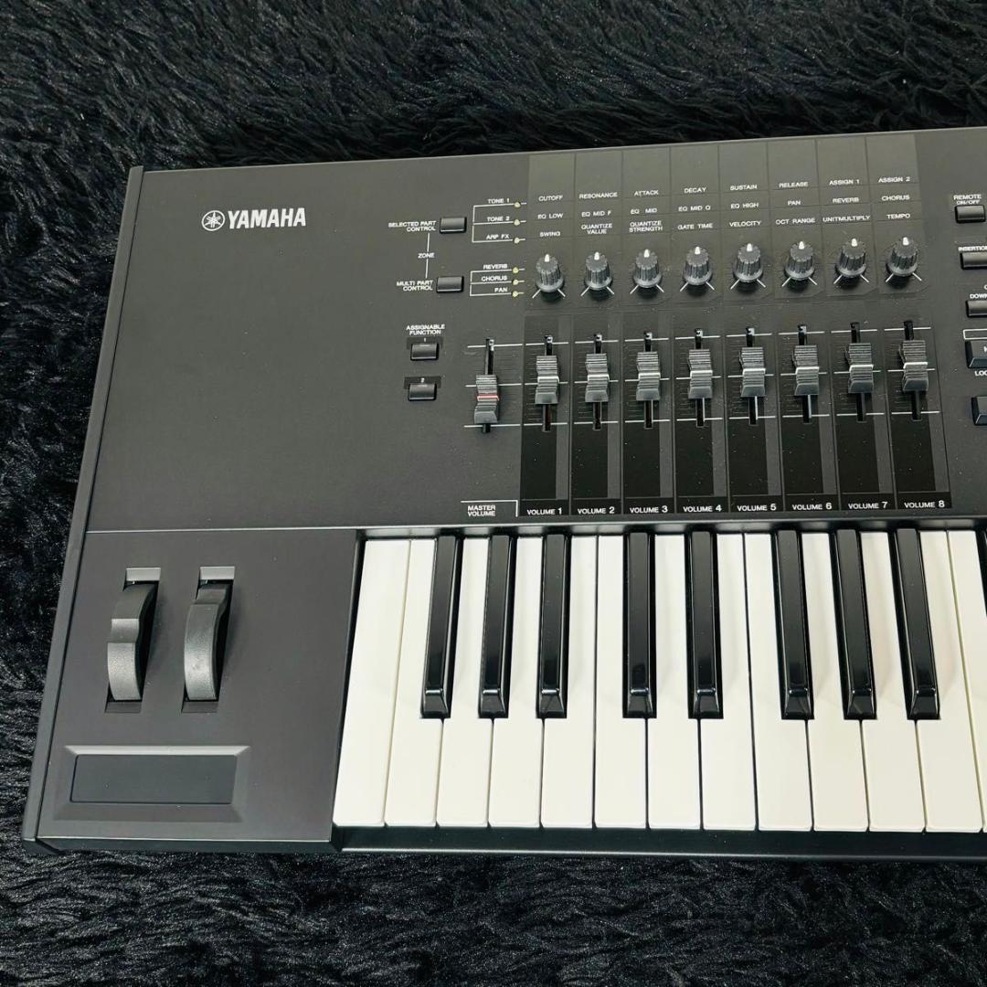 ヤマハ モチーフ XF7 ワークステーション シンセサイザー 76鍵 人気モデル