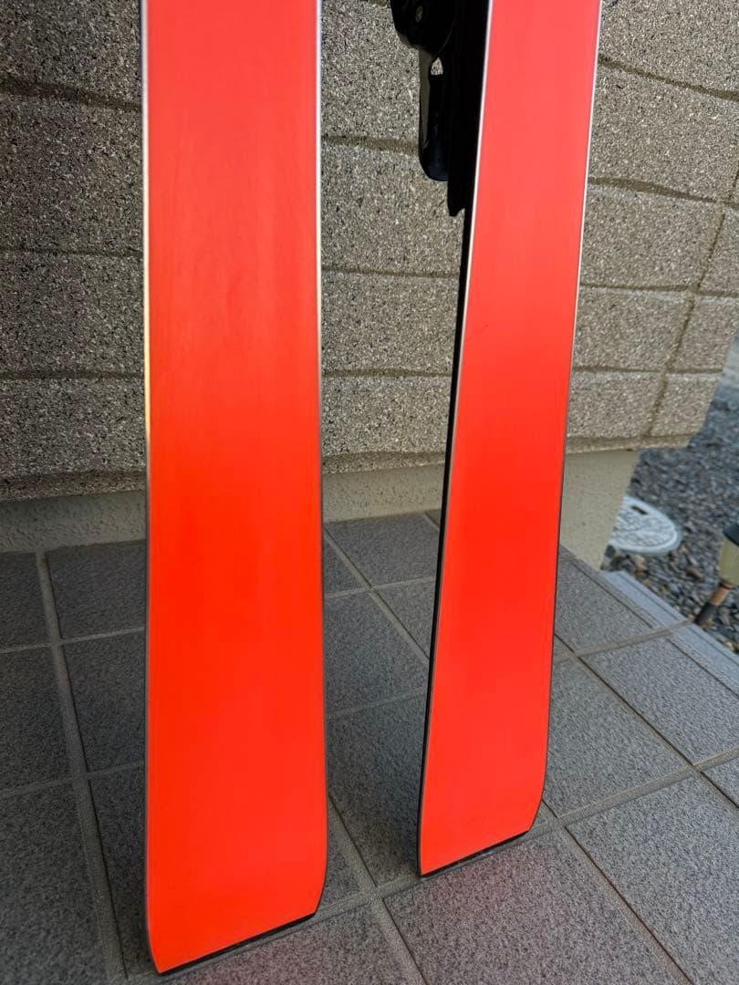 Atomic Redster s9i 165 24-25モデル