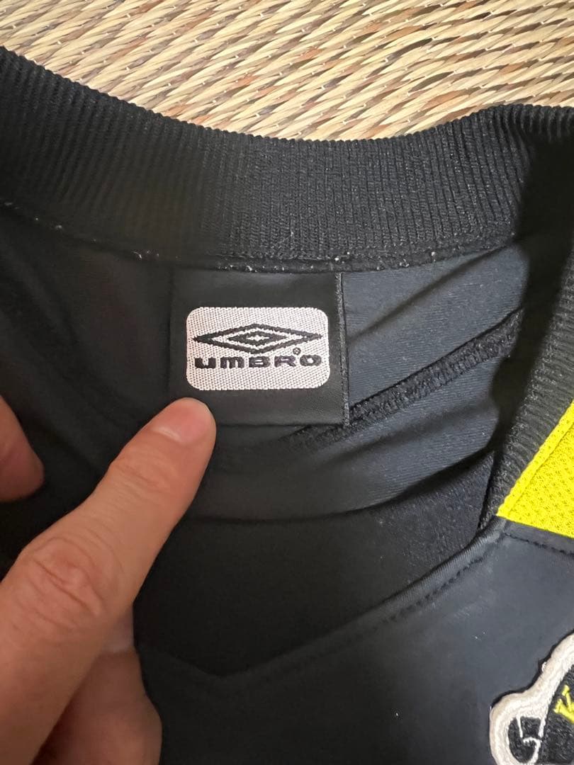 柏レイソル　UMBRO 長袖ピステ ブラック