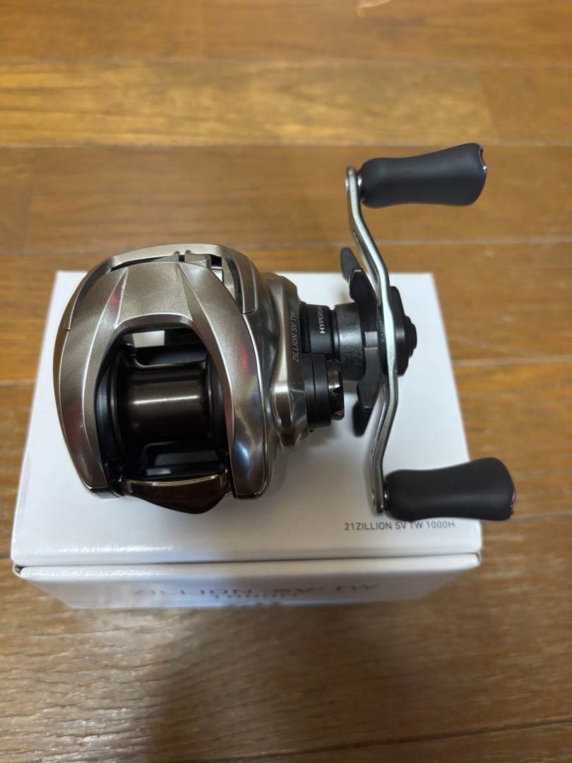 21ジリオンSVTW 1000H 未使用