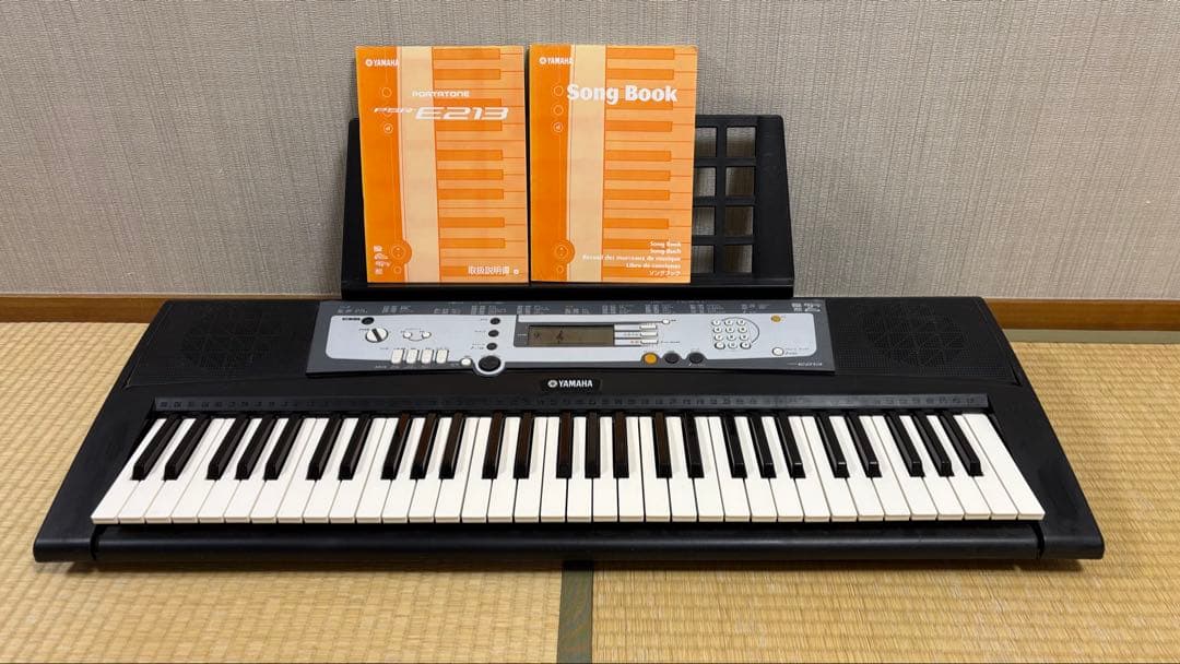 Yamaha PSR-E213 電子ピアノ電子キーボード 説明書・楽譜付き