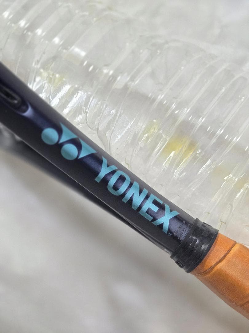 YONEX EZONE 100 G2 2022（元グリップ換装）