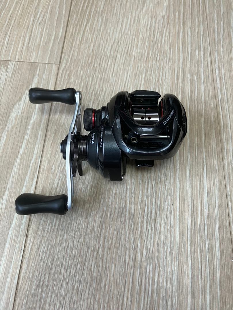 SHIMANO Scorpion 70 右巻きリール
