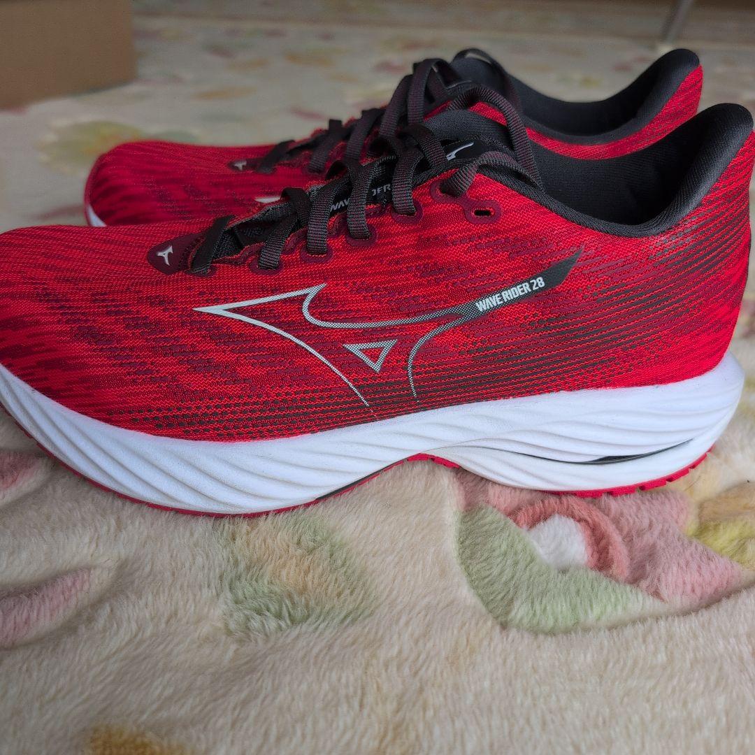 専用品MIZUNO　ウェーブライダー28 SW （26.5cm）