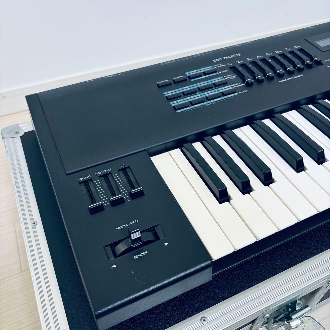 Roland JV-90 名機シンセ 動作良好 ハードケース付 76鍵 JV