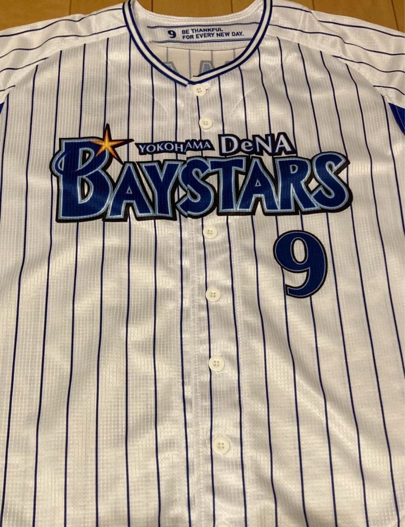 ③横浜DeNAベイスターズ　大和選手　旧ホーム　ユニフォーム　Ｌサイズ
