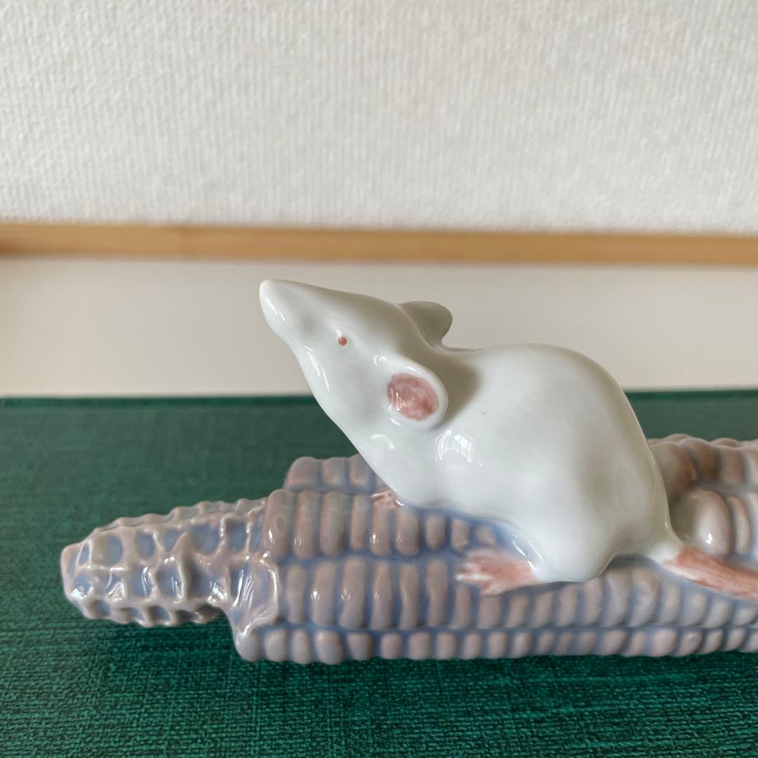 ・Mouse on corn cob・１９８１年・１４cm・ Cop・