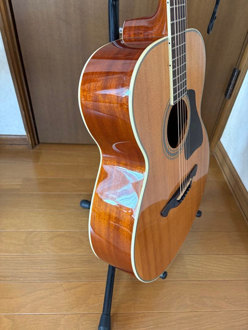 James JF400/NATアコースティックギターセミハードケース