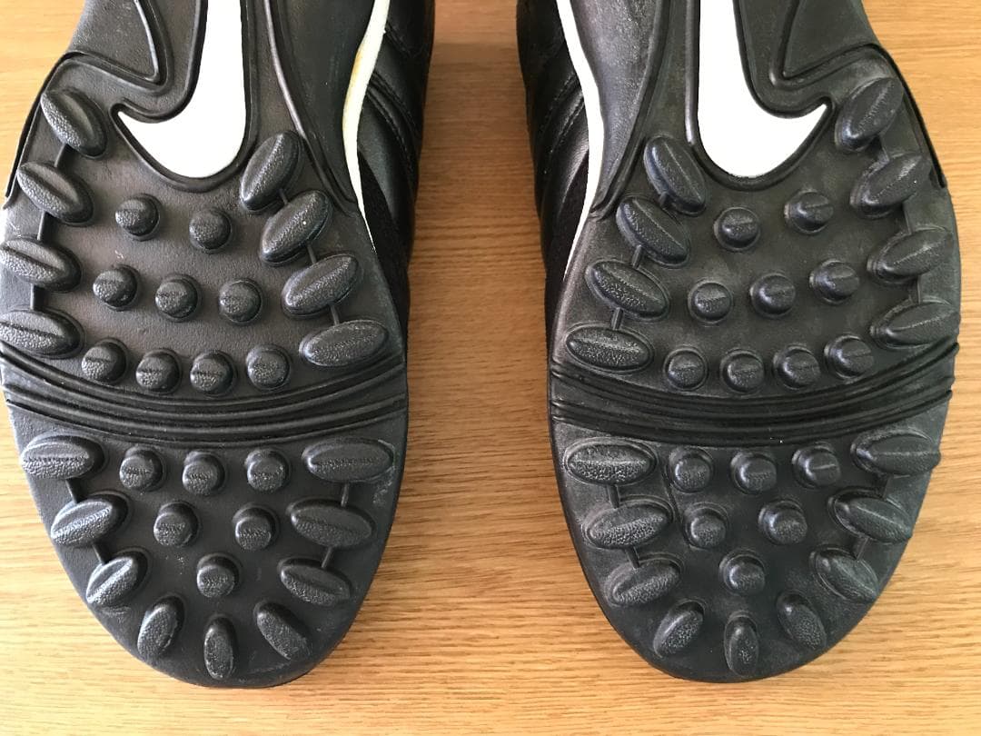 NIKE 98 エアブラジリア　ＴＦ　２７．０cm