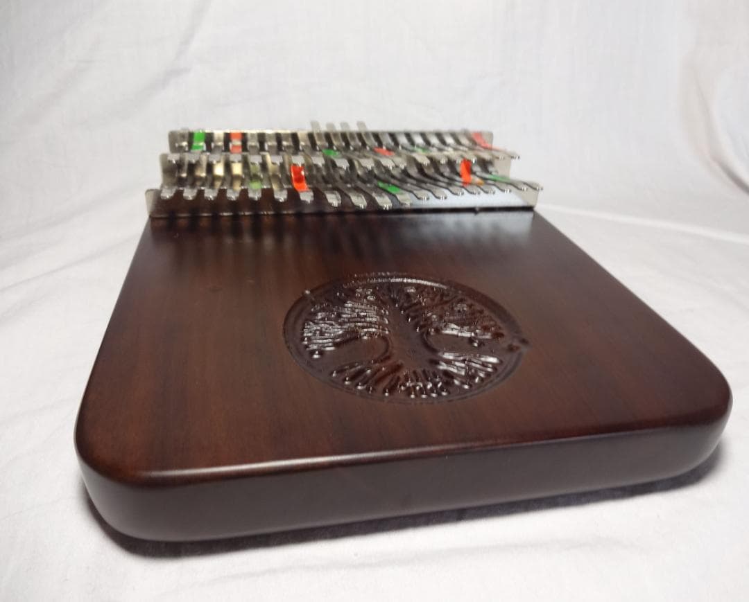 美品 Hluru カリンバ 38音 プロ用 KALIMBA 専用ケース付