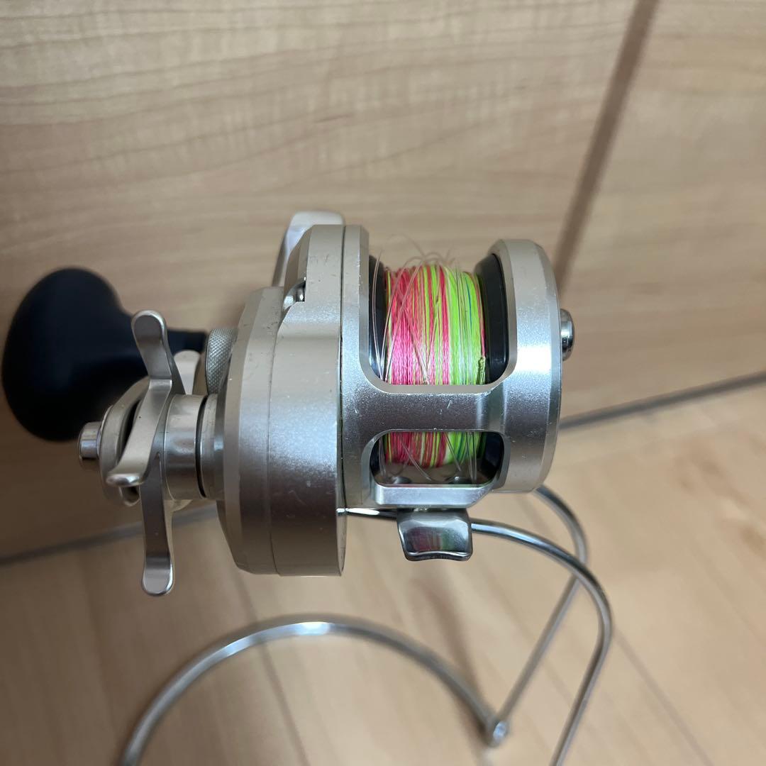 11OCEA JIGGER ベイトリール 1000HG