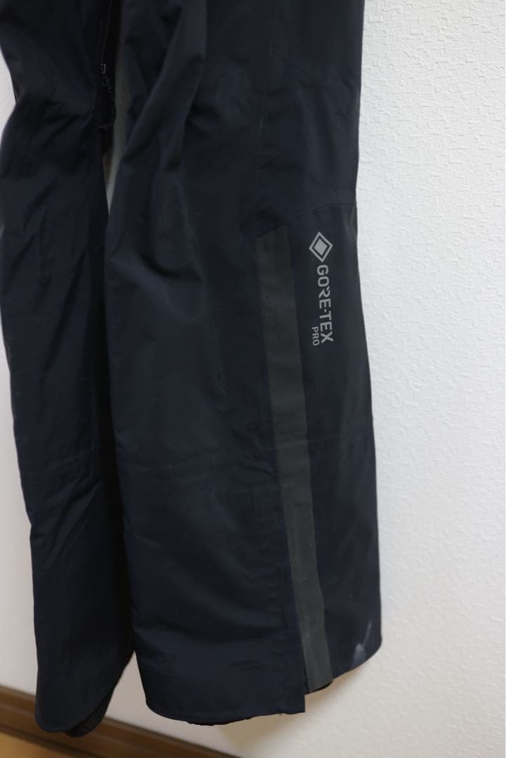 ウィメンズ Burton [ak]® タスク GORE-TEXPRO ビブパンツ