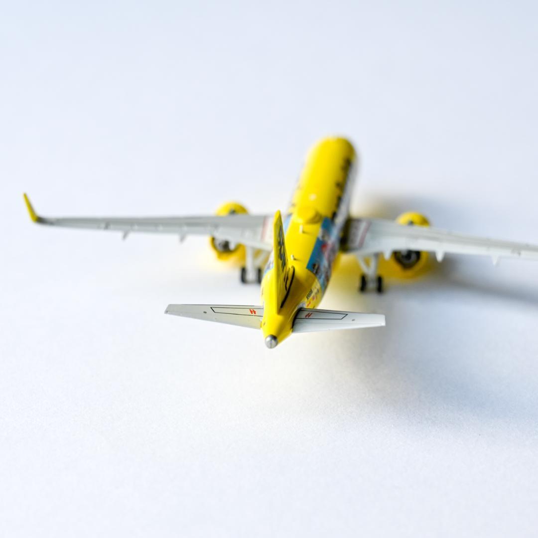 スピリット航空 A320neo 任天堂 スーパーマリオ 1/400
