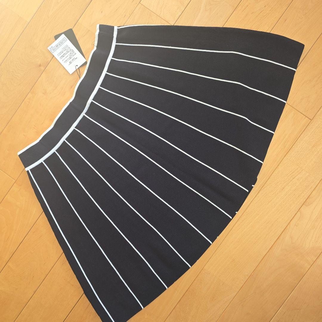 お値下げしました新品☆J.LINDBERG ニット素材スカート