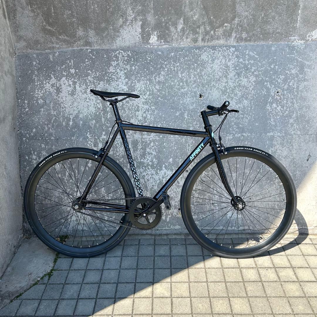 AFFINITY lo pro ピストバイク（CHRIS KING トムソン）