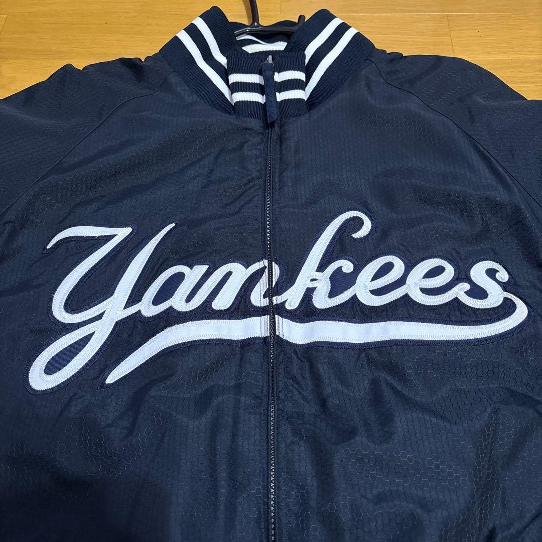 希少 Majestic NY Yankees ヤンキース スタジャン 刺繍ロゴ