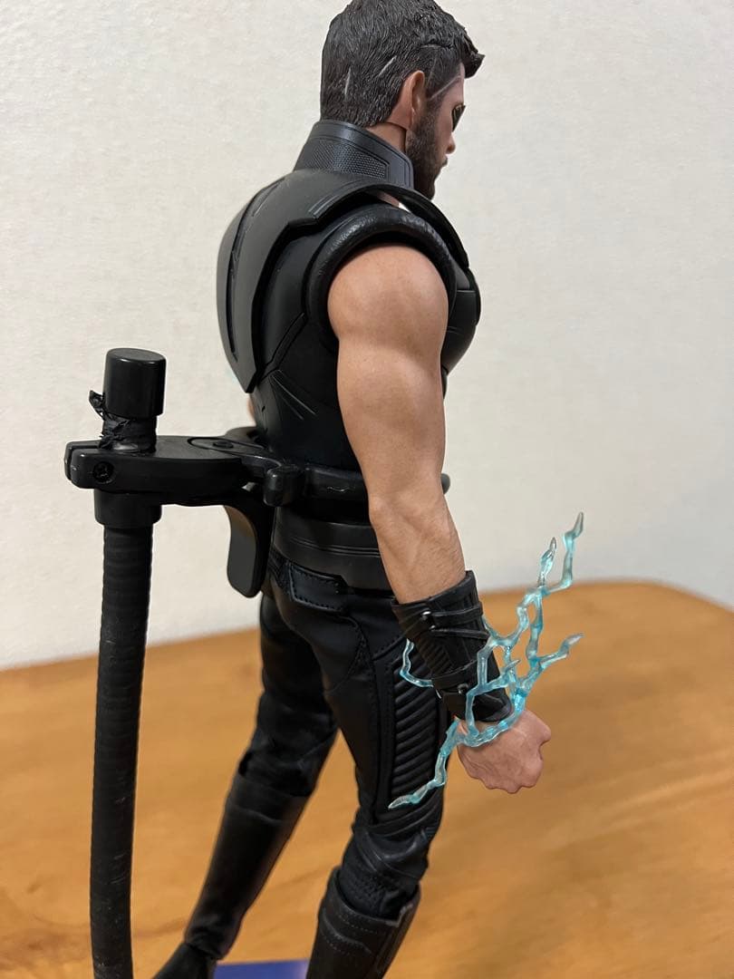 アベンジャーズIW ソー ホットトイズ