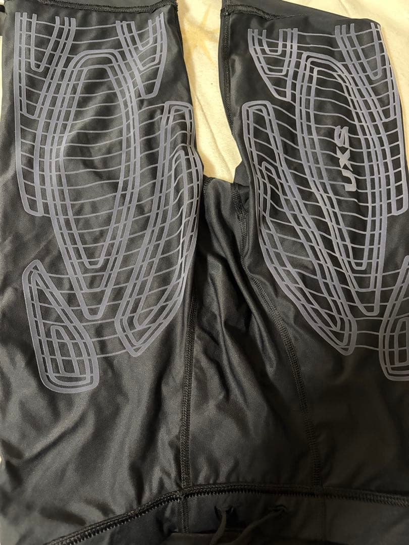 2XU MCSハーフタイツポケット付きM