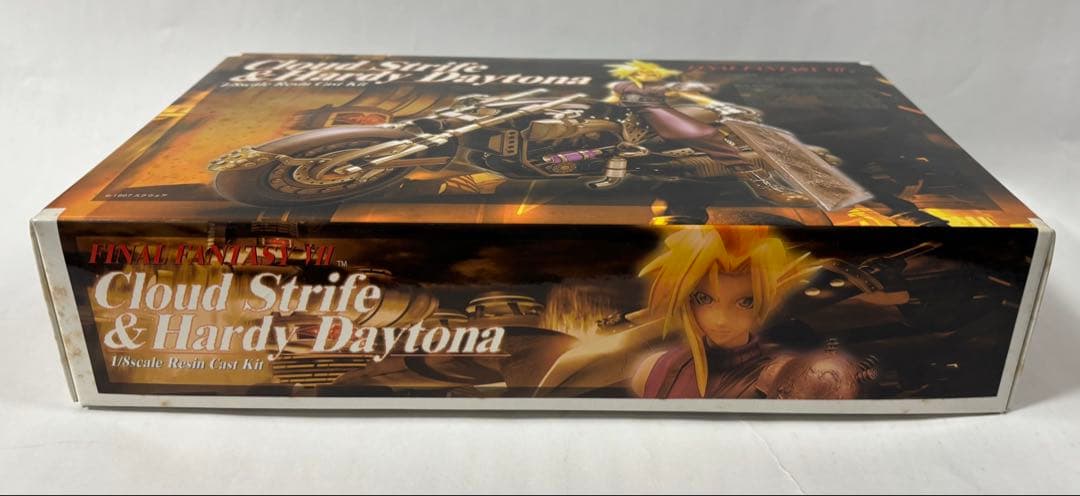 コトブキヤ FF7 クラウド＆ハーディデイトナ 1/8 ガレージキット 未使用