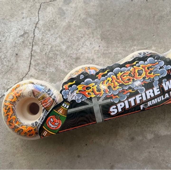 スピットファイア　ウィール　フォーマル4 クラシック　56mm99a