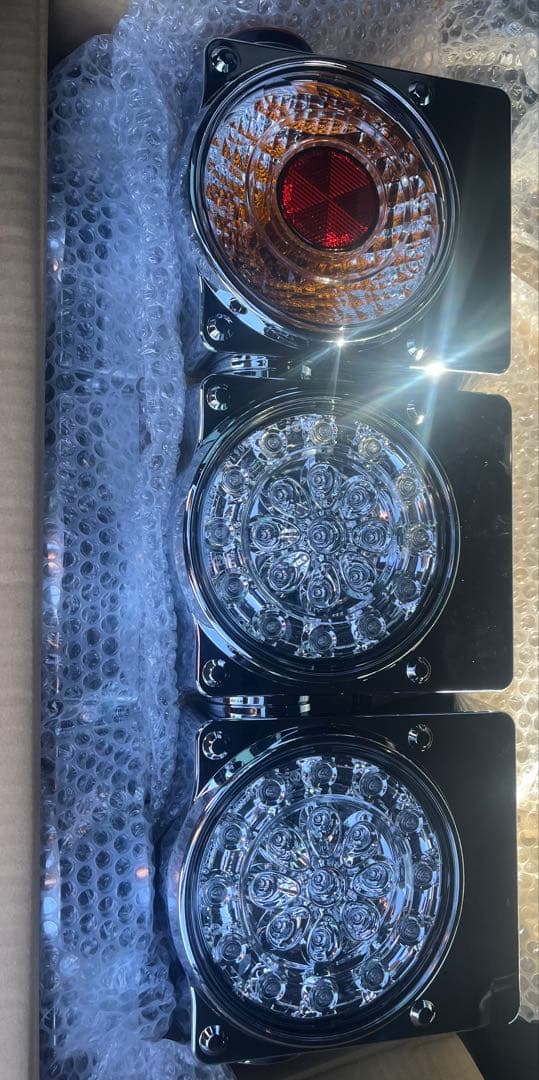 LEDコンビテールランプ 丸型吊り下げタイプ3連 クリア 左右セット