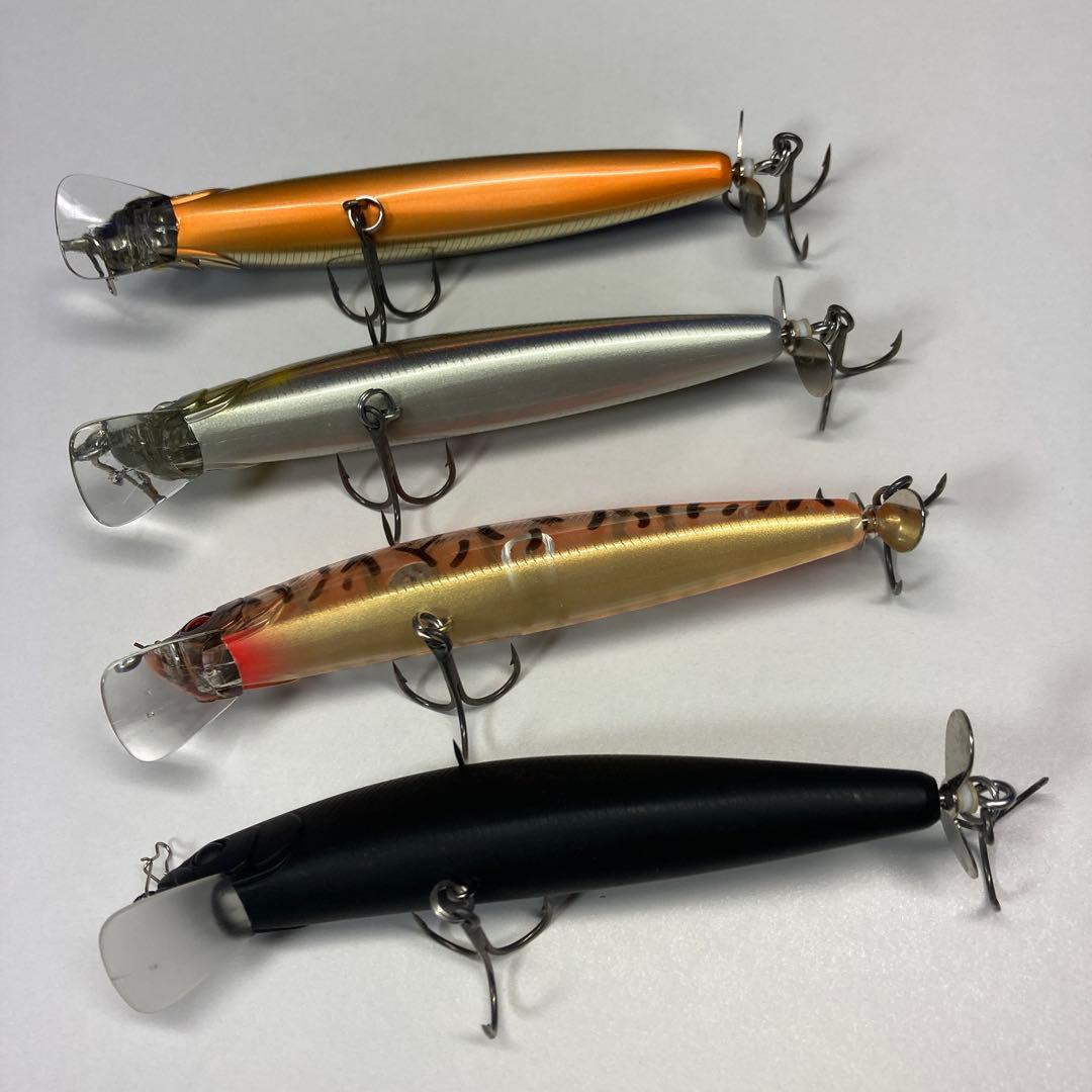 【美品】レイドジャパン　水面系トップ　　2タイプ 7個