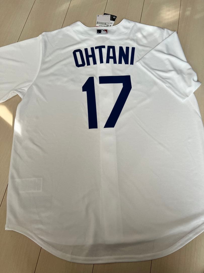 値下げ！Nike Dodgers Ohtani 17 ユニフォーム　L 新品タグ