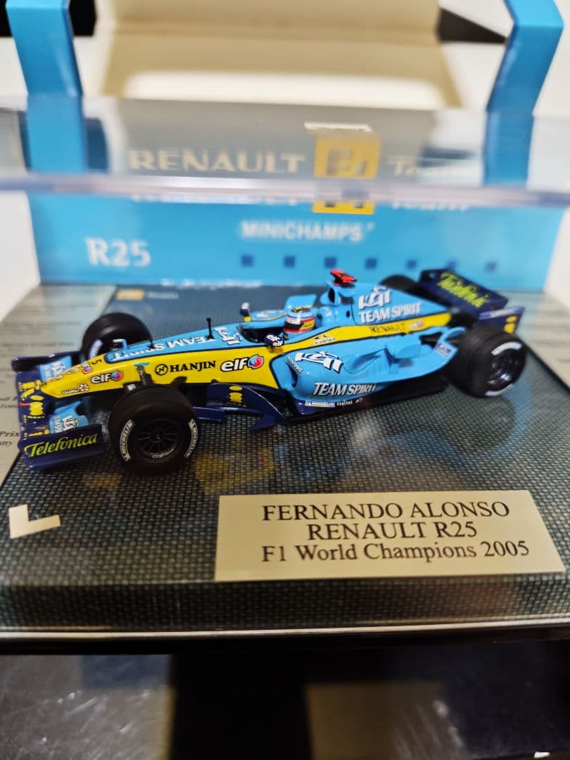 フェルナンド・アロンソ　1/43 ルノーＲ25