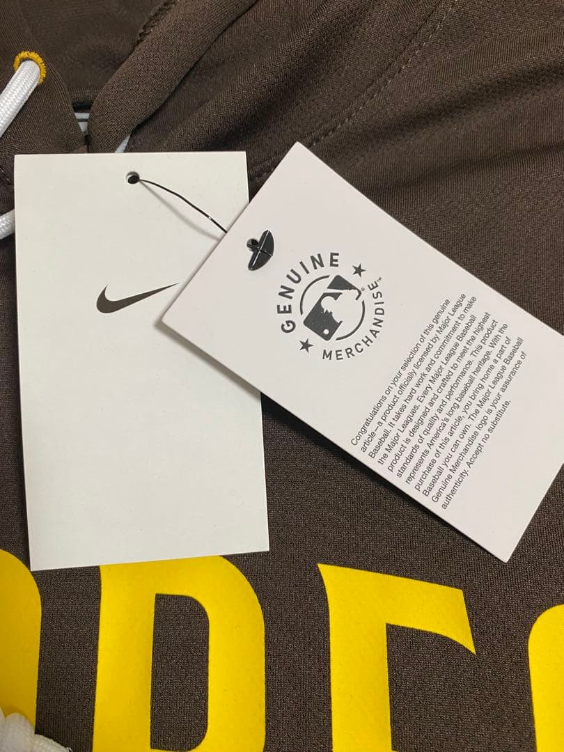 Lサイズ　Nike サンディエゴパドレス　半袖パーカー　ナイキ　フーディー