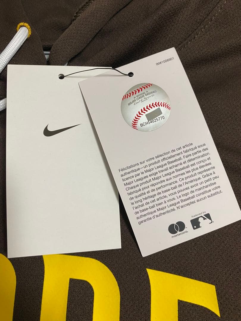 Lサイズ　Nike サンディエゴパドレス　半袖パーカー　ナイキ　フーディー